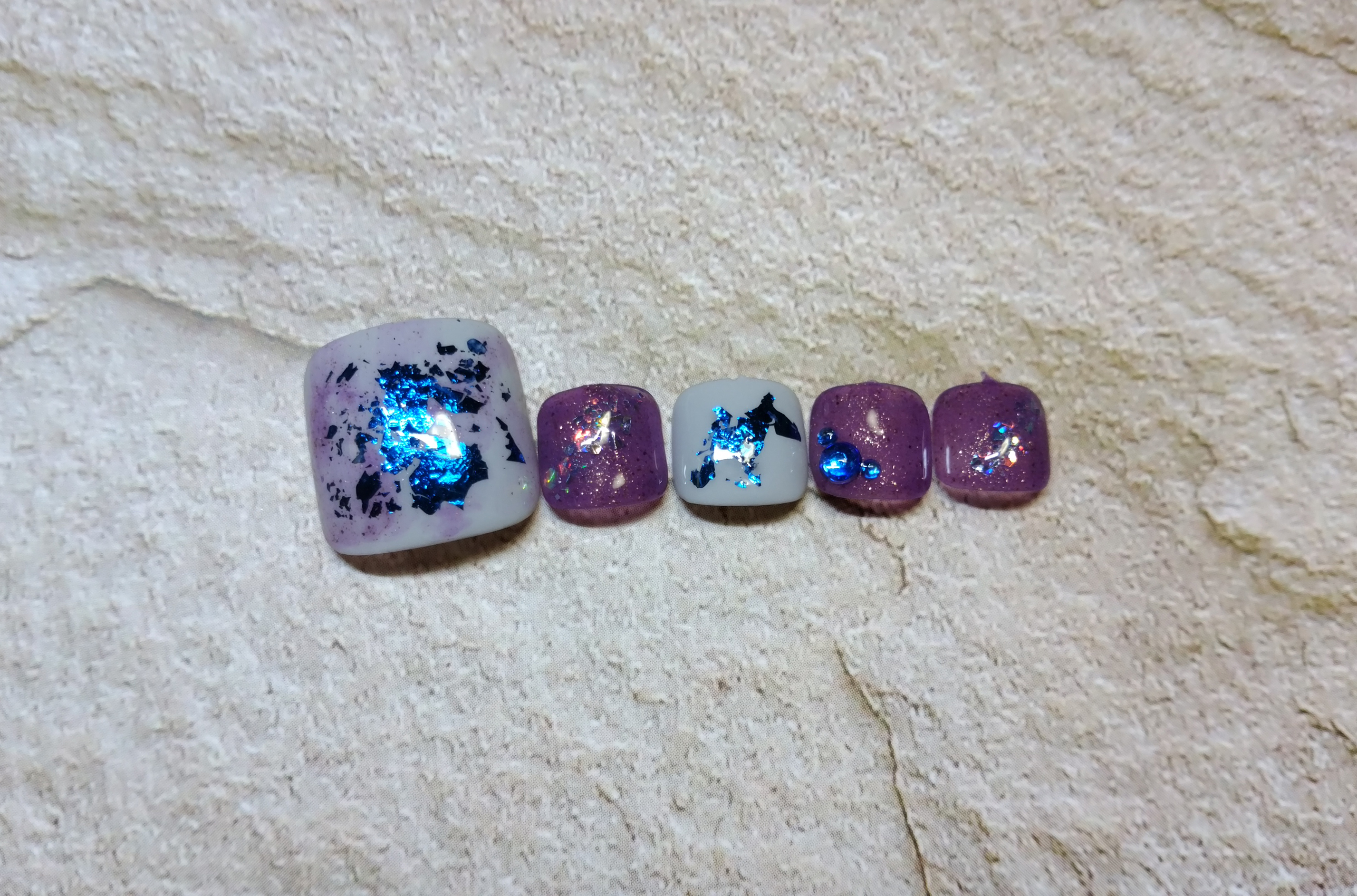 フットニュアンスネイルコース・アート3本以上