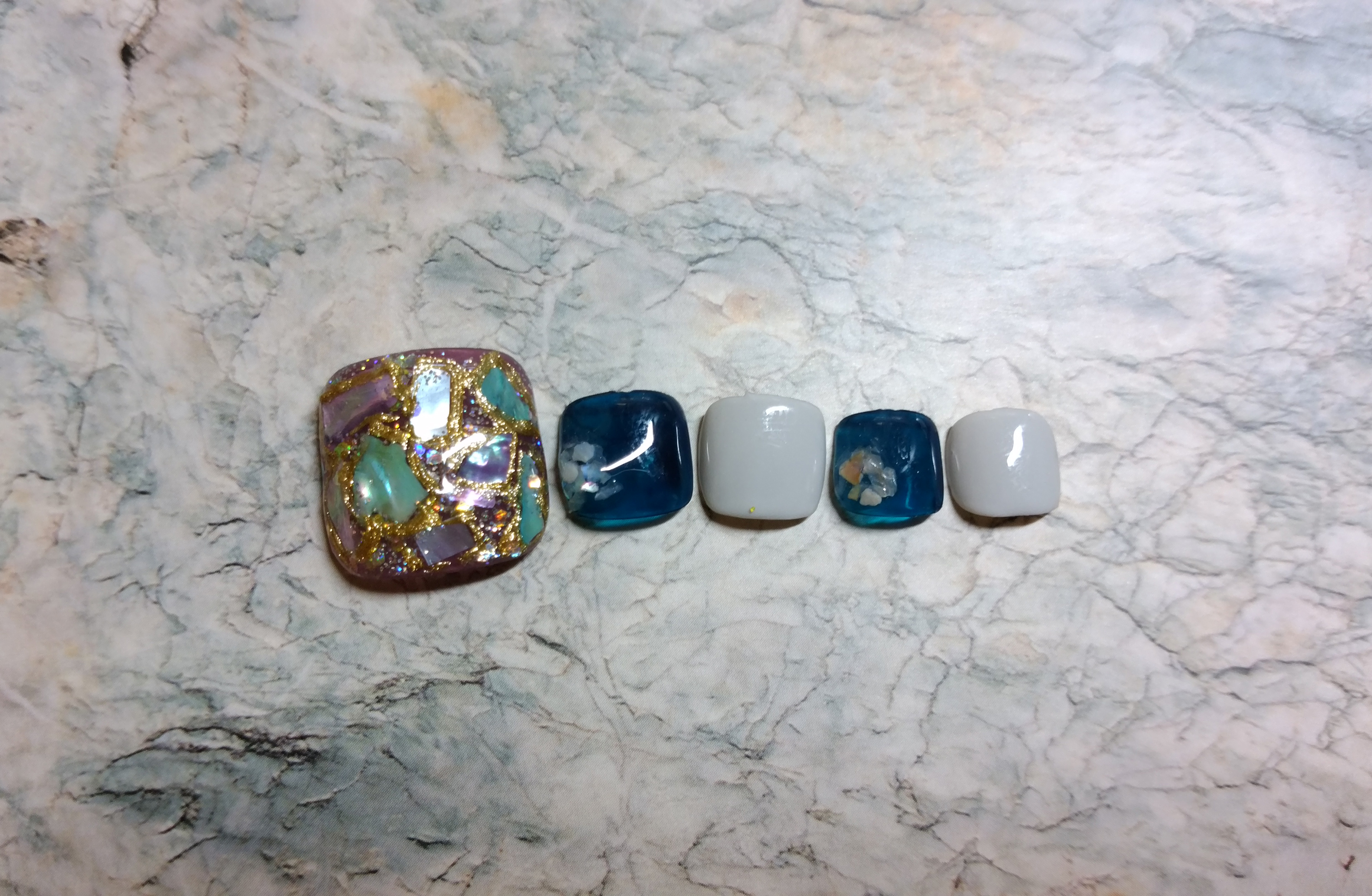 フット天然石・シェル・アート３本以上